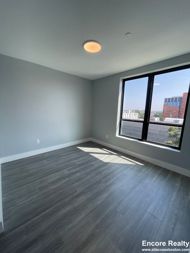 Building Photo - 365 Western Ave