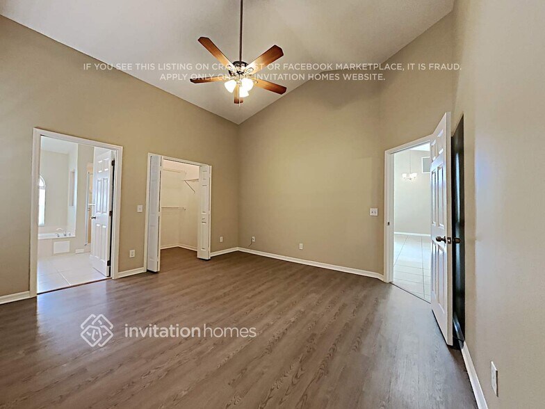 Building Photo - 2920 Pebble Creek St