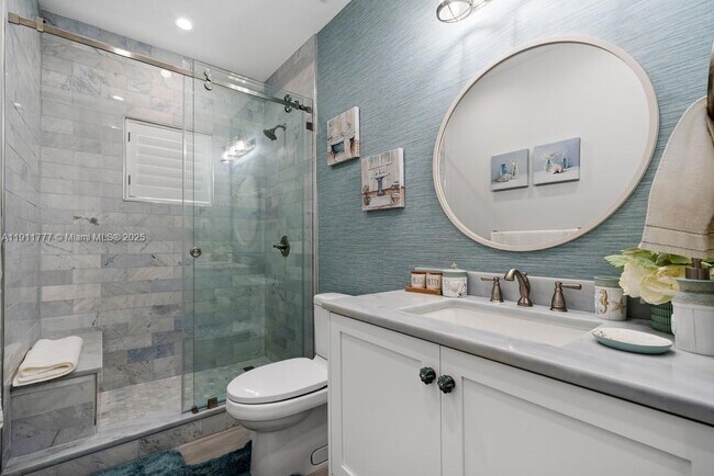 Building Photo - 112 Ave D