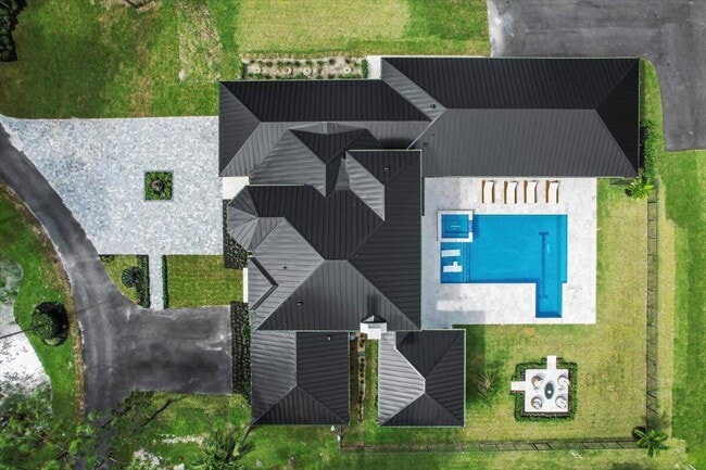 Building Photo - 13849 Deer Creek Dr