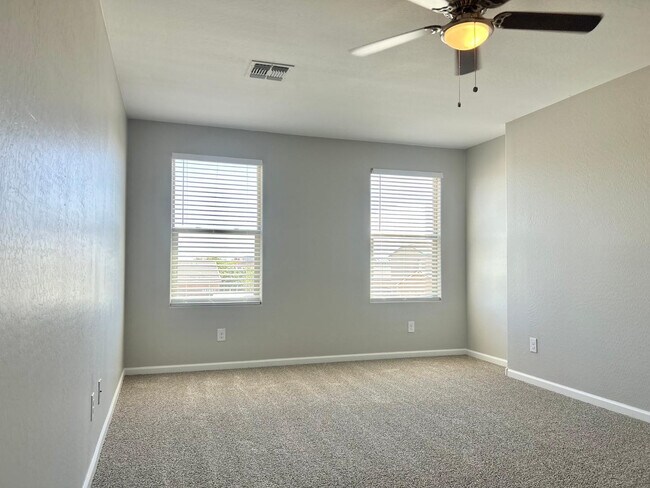 Building Photo - 1660 S Wooten St