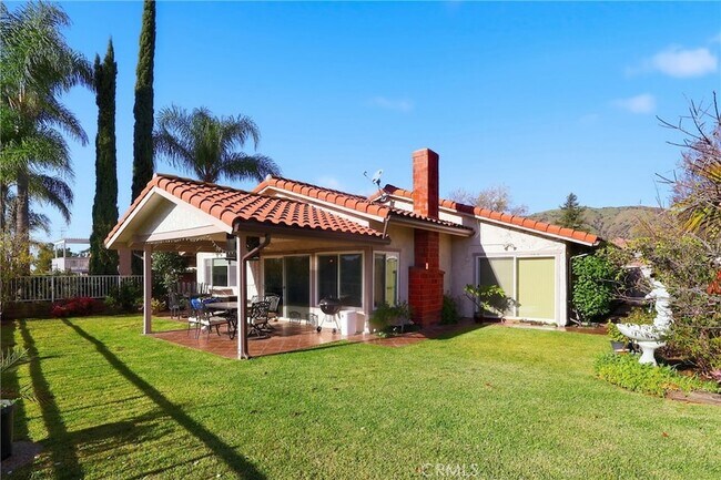 Building Photo - 2142 Iron Club Dr