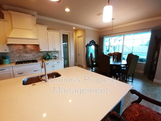 Building Photo - 918 Casa Dolce Casa Cir