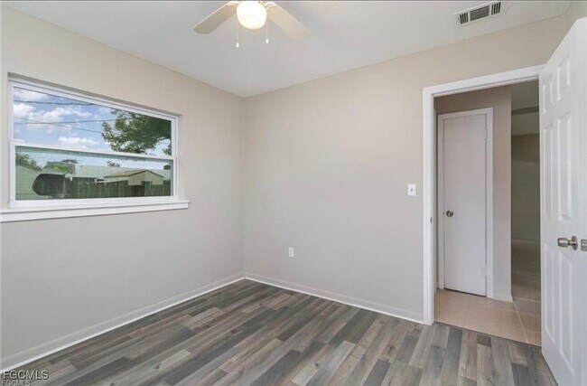 Building Photo - 12937 Fourth St