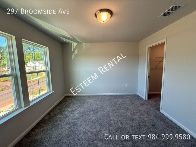 Building Photo - 297 Broomside Ave