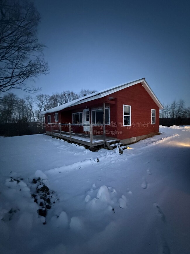 Primary Photo - 428 McGrath Pond Rd