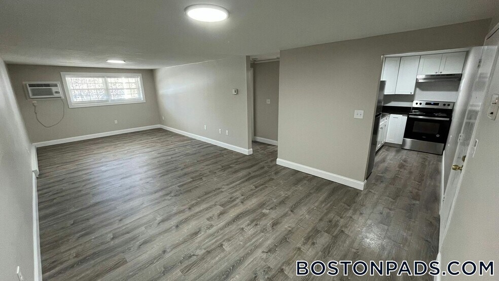 Building Photo - 799 Farm Rd