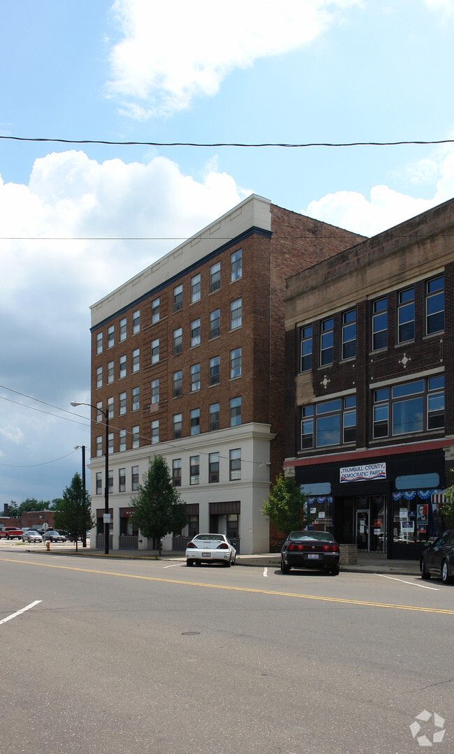 Building Photo - Warner House