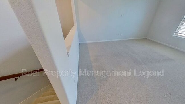 Building Photo - 442 Diamond Creek Dr