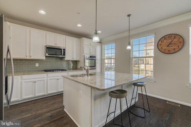 Building Photo - 4236 Winding Waters Terrace