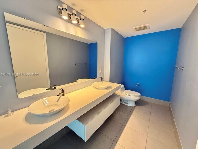 Building Photo - 92 SW 3rd St