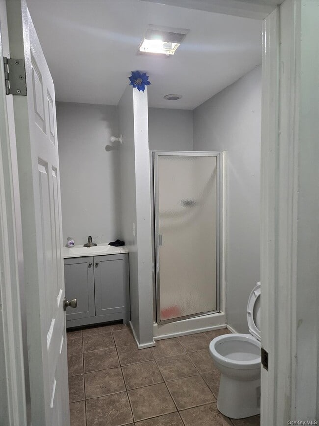 Building Photo - 14 Warren St