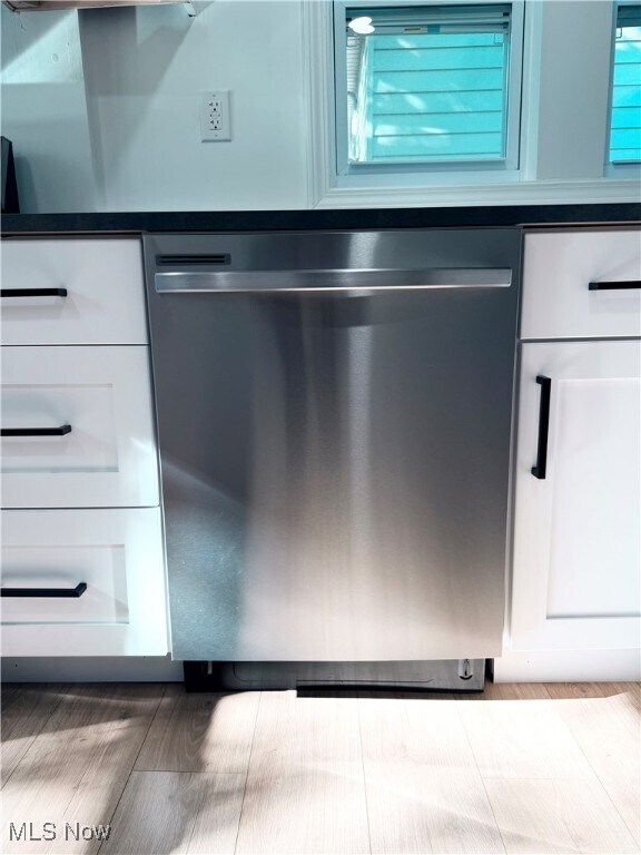 Building Photo - 10714 Greenlawn Ave