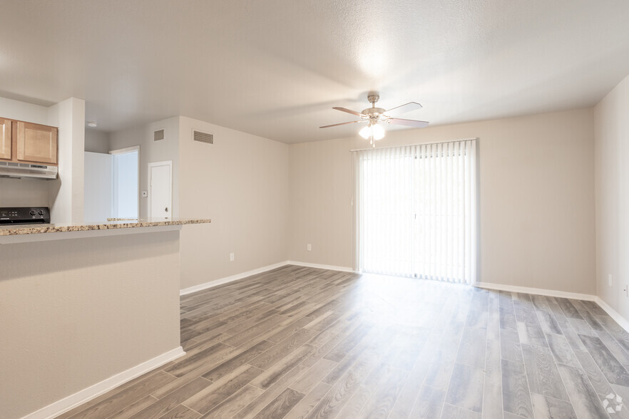 1BR, 1BA - 667SF - Lookout Ridge Apartments