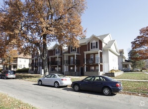 Building Photo - 1144 Goodhue Blvd
