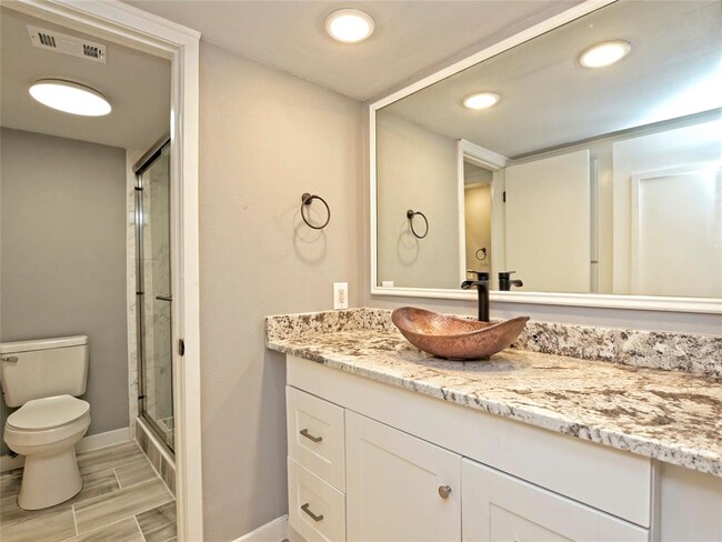 Building Photo - 44 Casa Verde St
