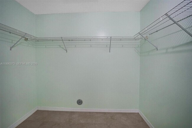 Building Photo - 1726 SW 110th Terrace