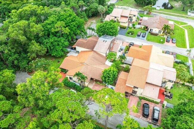 Building Photo - 2780 Norfolk Pine Ct