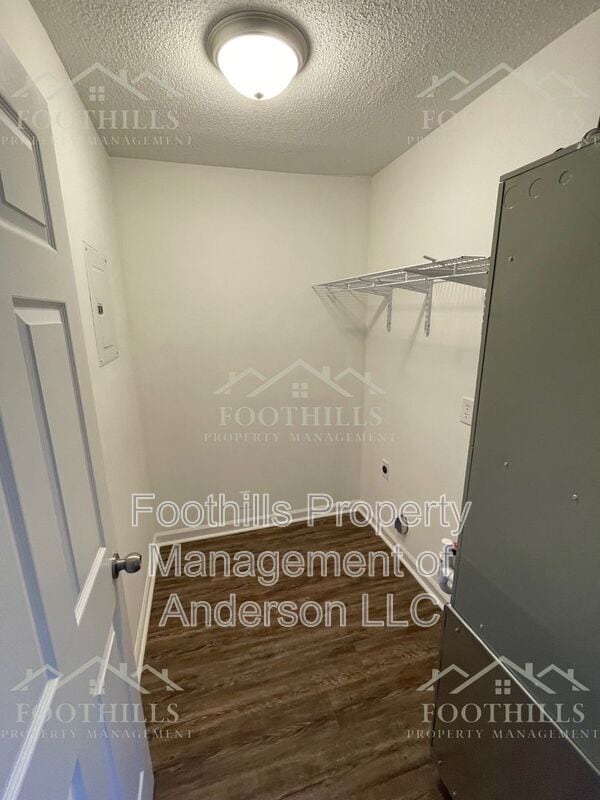 Building Photo - 4332 Old Mill Rd