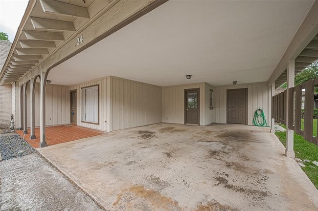 Building Photo - 24 Champions Colony E