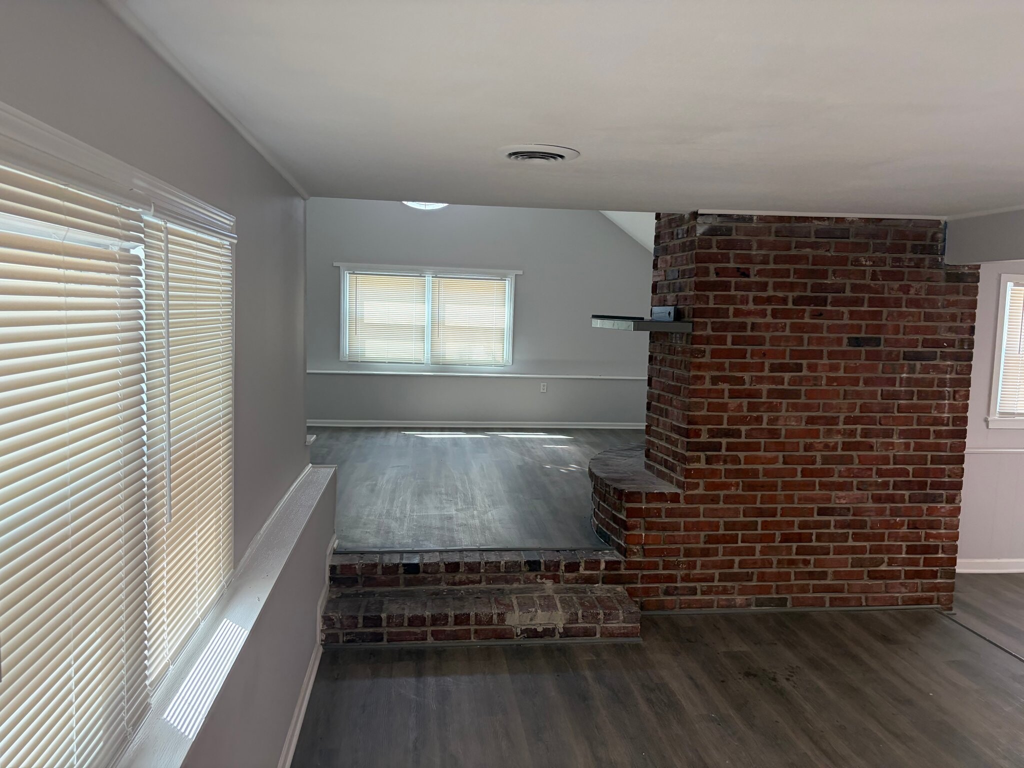 Building Photo - 7838 James A Reed Rd