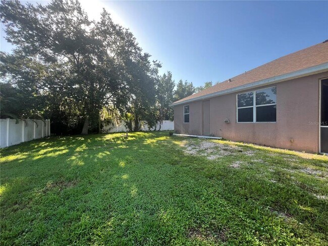 Building Photo - 4110 Polynesia Rd