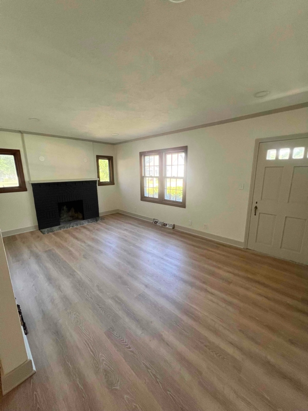 Building Photo - 609 Sydney Ave