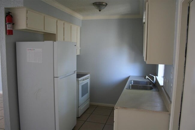 Building Photo - 5314 Atascosa Dr