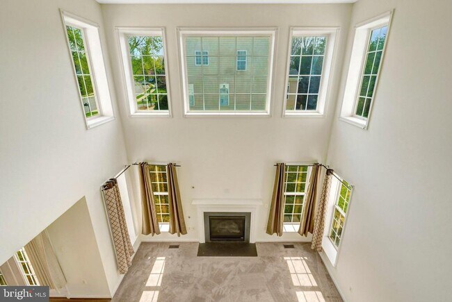 Building Photo - 9001 Merlot Ct