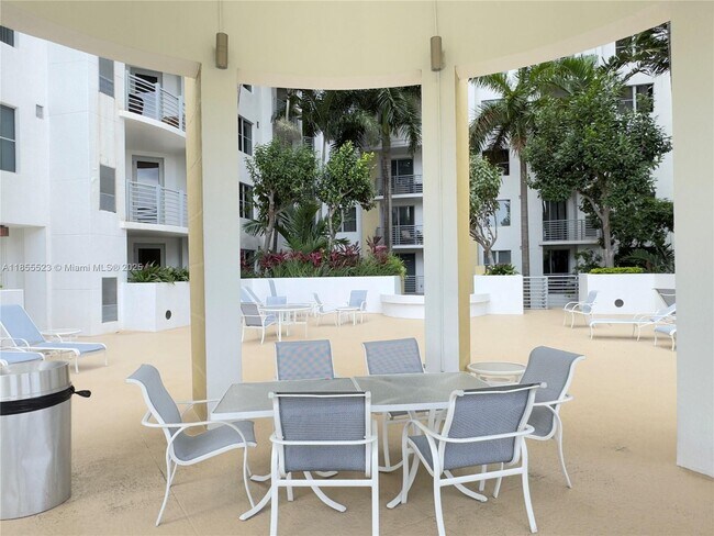 Building Photo - 1830 Radius Dr