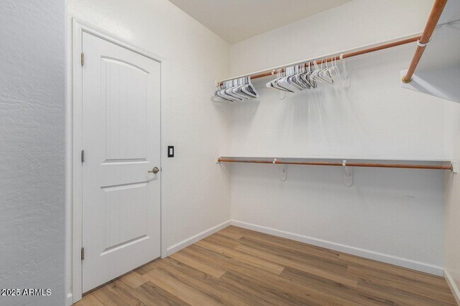 Building Photo - 4674 S Twinleaf Dr