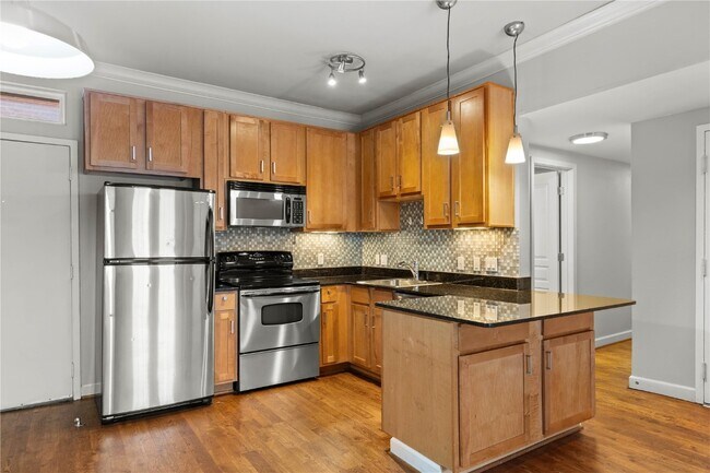 Building Photo - 5675 Waterman Blvd