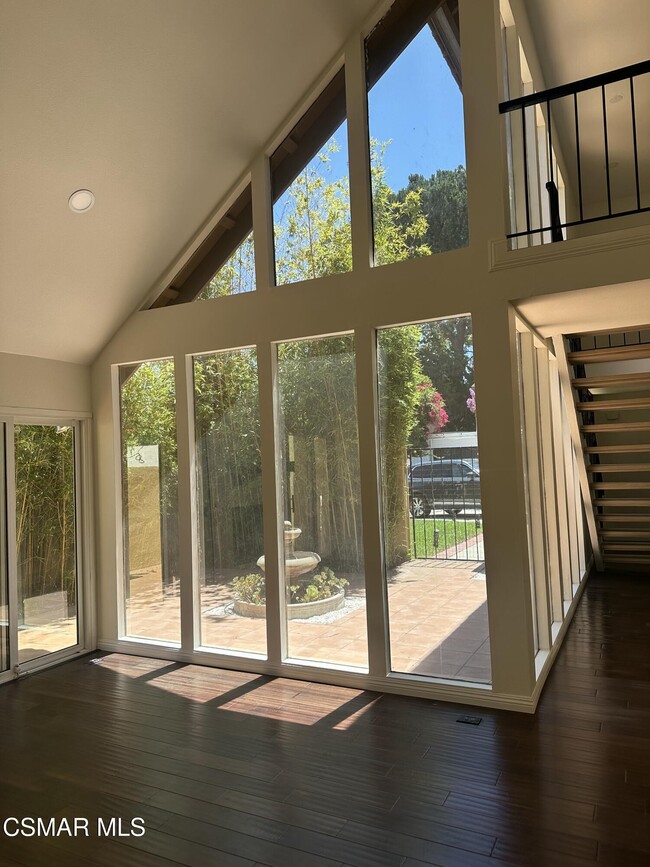 Building Photo - 1165 Triunfo Canyon Rd