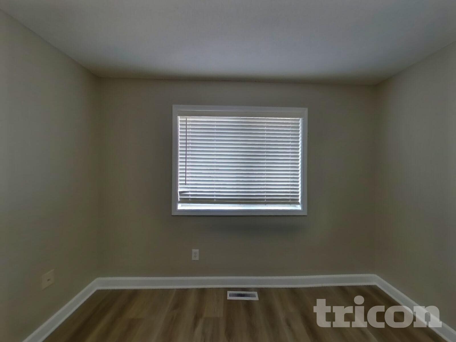 Building Photo - 1300 Bluebill Blvd