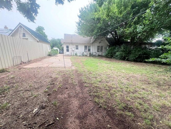Building Photo - 1432 NW 45th St