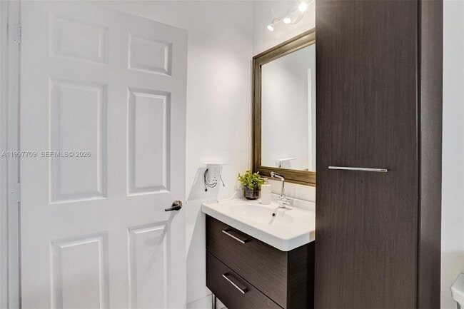 Building Photo - 4102 Sapphire Terrace