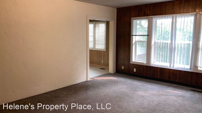 Building Photo - 4 br, 2 bath House - 220 SE McKenzie Street