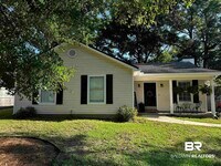 Building Photo - 111 Shiloh Dr