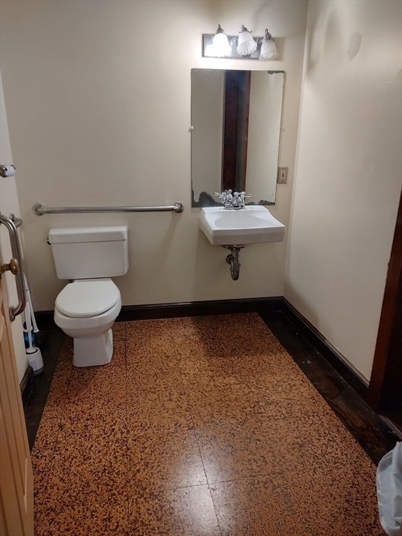 Building Photo - 3 Elm St