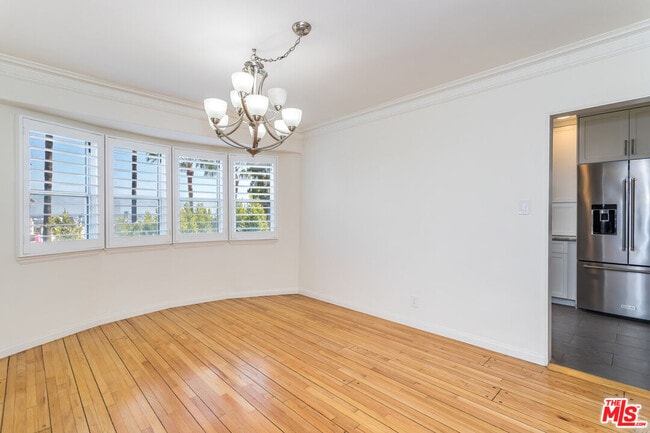 Building Photo - 1541 Selma Dr