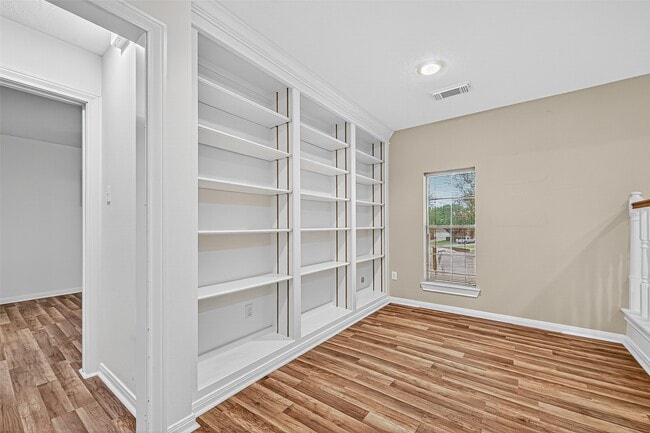 Building Photo - 14107 Glasgow Pl