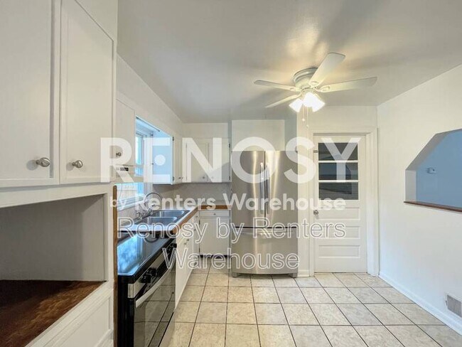 Building Photo - 1509 Sagewood Dr