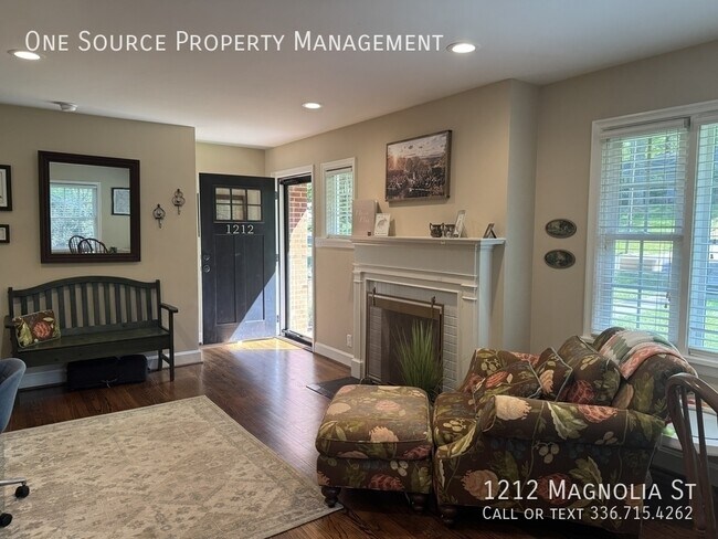 Building Photo - 1212 Magnolia St