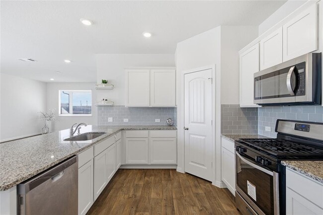 Building Photo - 801 Cade Cv