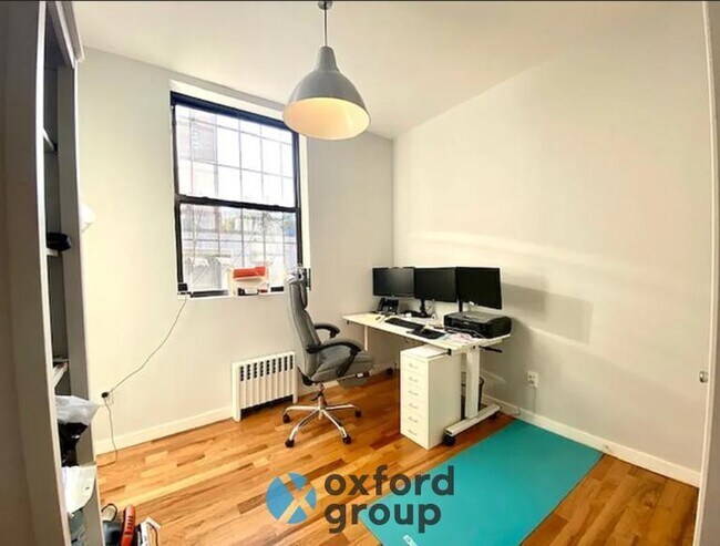 Building Photo - 3 bedroom in Brooklyn NY 11206