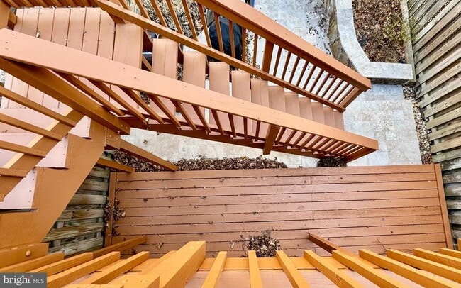 Building Photo - 6291 Kerrydale Dr