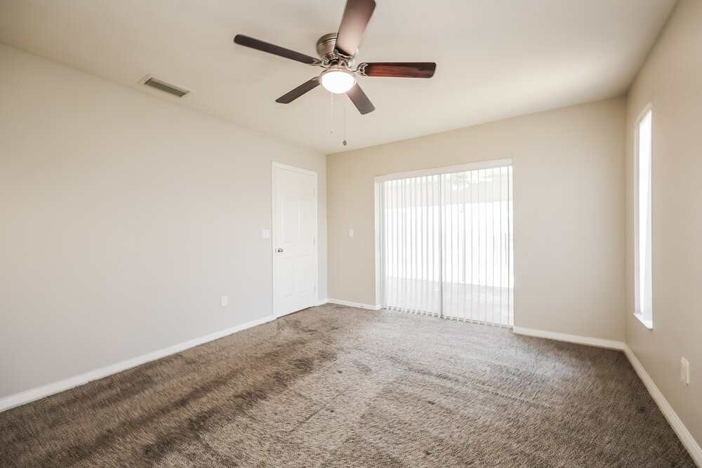 Building Photo - 2130 SE 9th Terrace