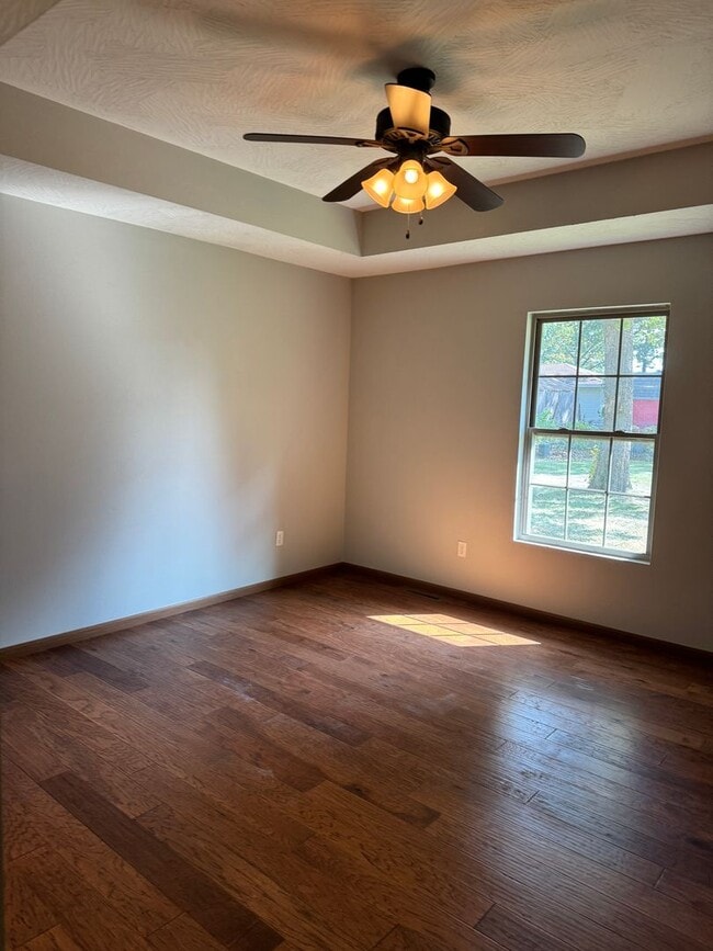 Building Photo - Beautiful Home Strafford, Missouri