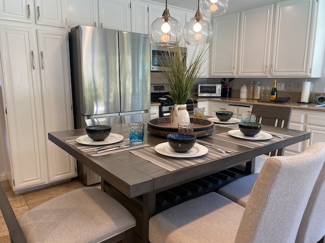 Kitchen - 26491 Fresno Dr
