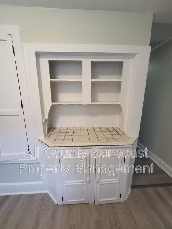 Building Photo - 905 Lotus Path